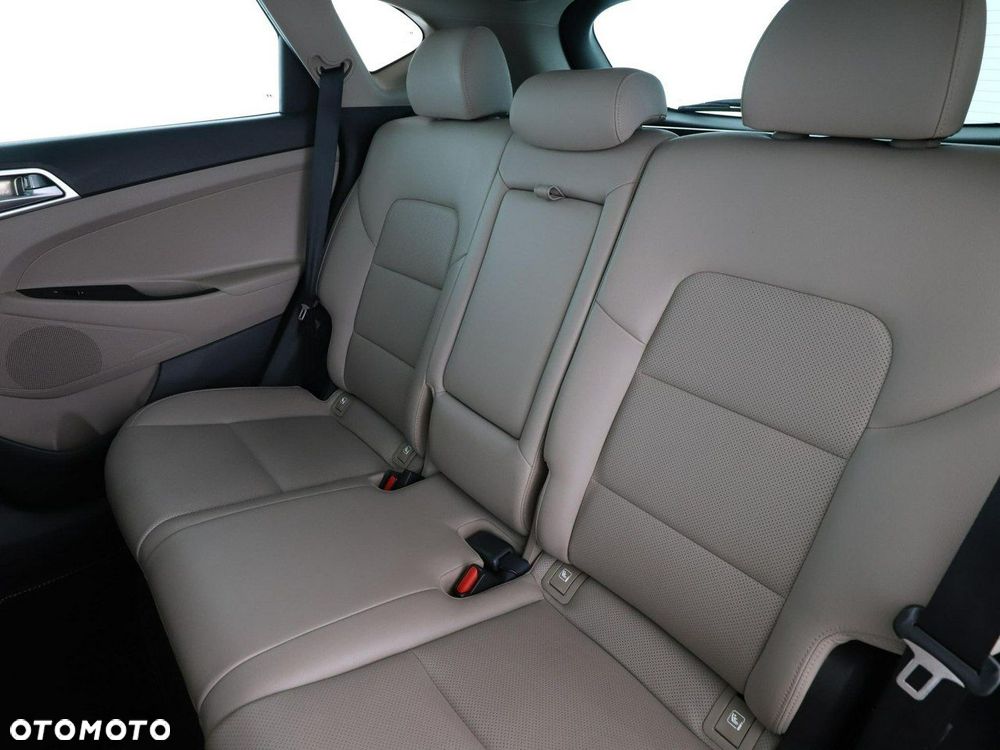 Hyundai Tucson 1.6 Turbo 4WD Premium - 17