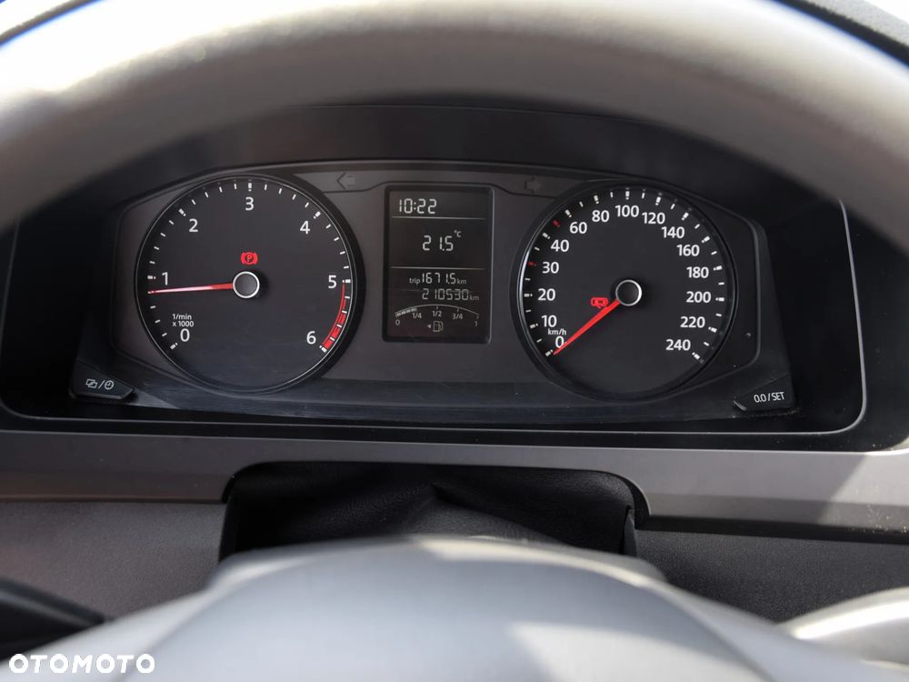 Volkswagen Transporter - 8
