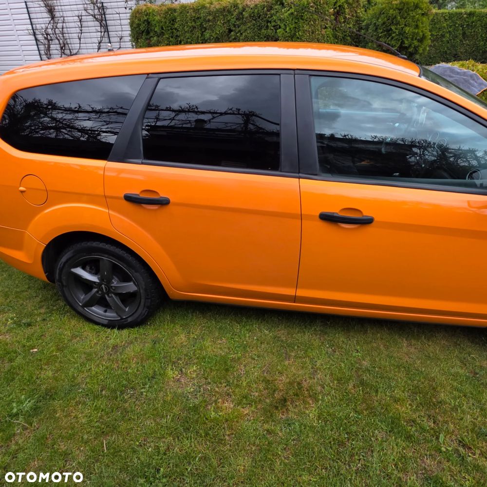 Ford Focus 2.0 TDCi DPF Style - 6