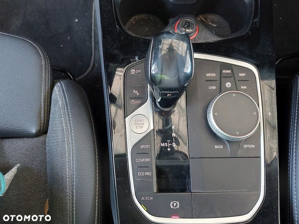 BMW Seria 1 118i Sport Line - 10