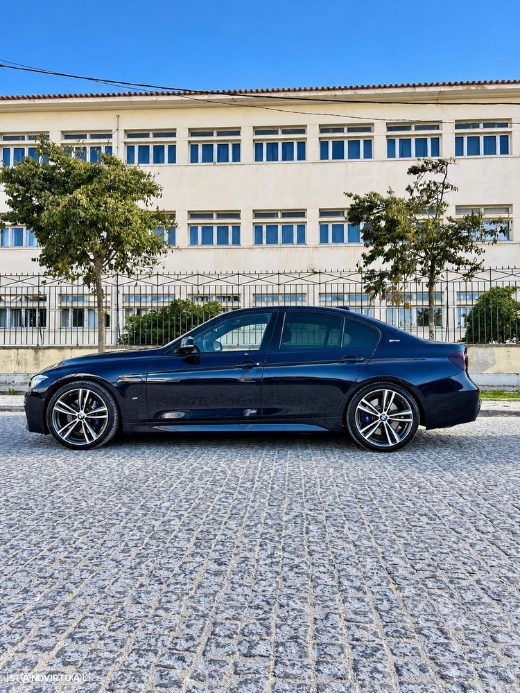 BMW 330 - 1