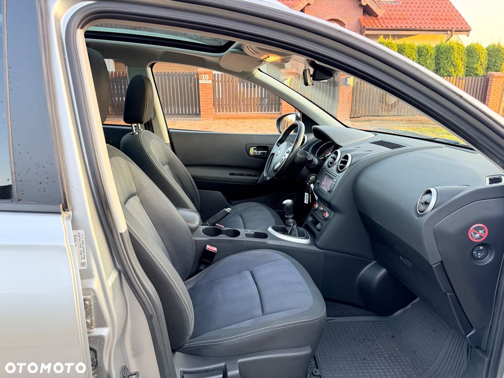 Nissan Qashqai+2 - 15