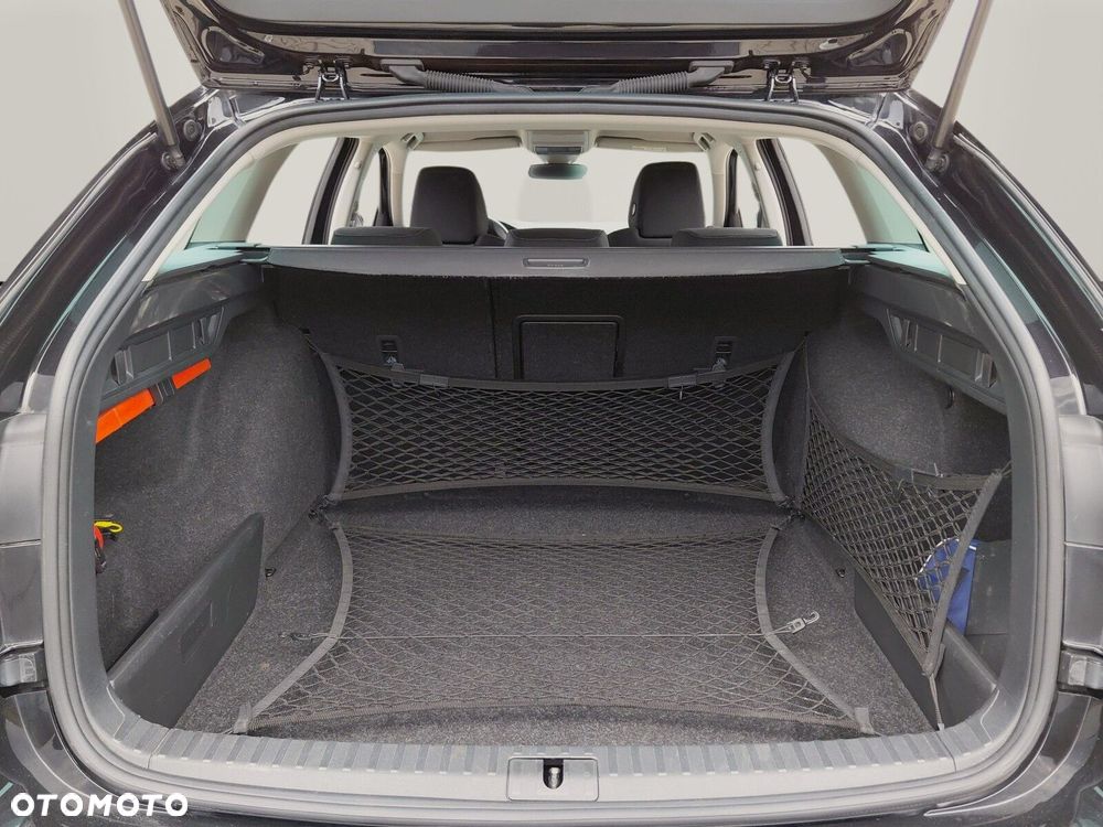 Skoda Octavia 2.0 TDI Ambition DSG - 12