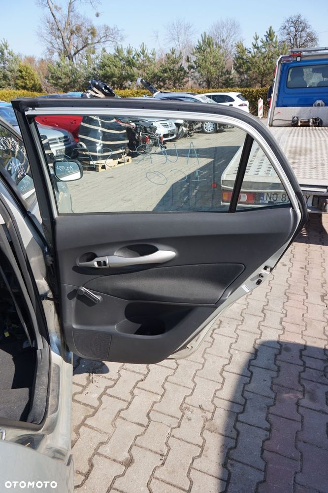 DRZWI TYLNE PRAWE AURIS E15 I 5D HB 1C0  SREBRNY TOYOTA 2006-2009 - 8