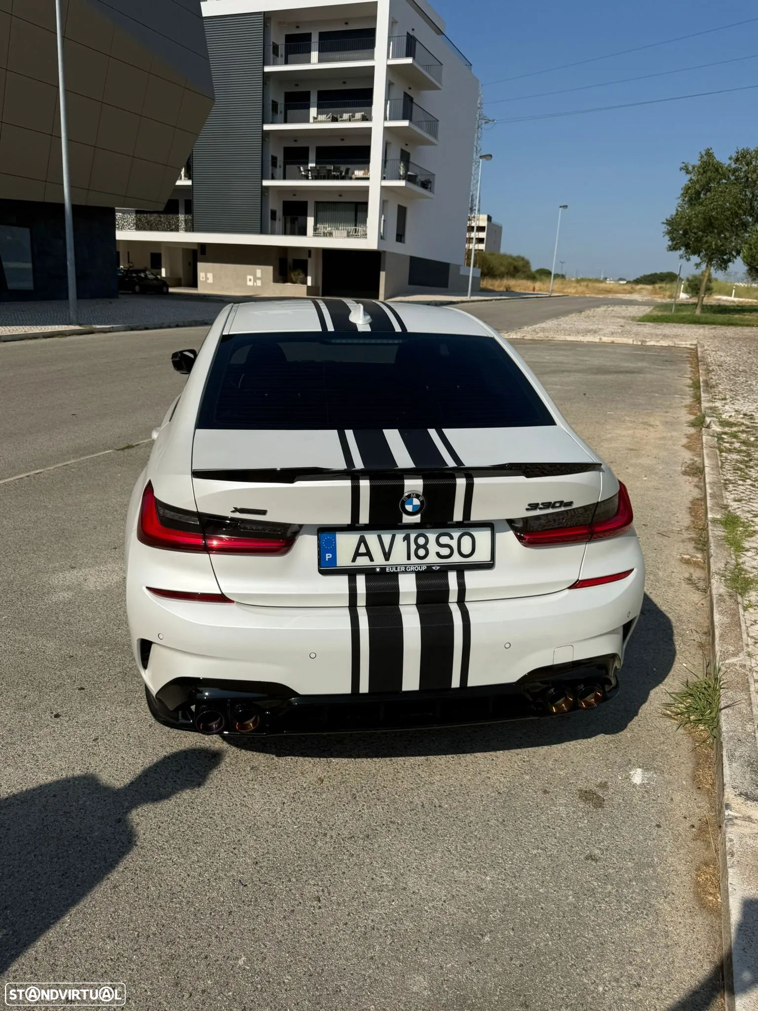 BMW 330 e Pack M Auto - 23