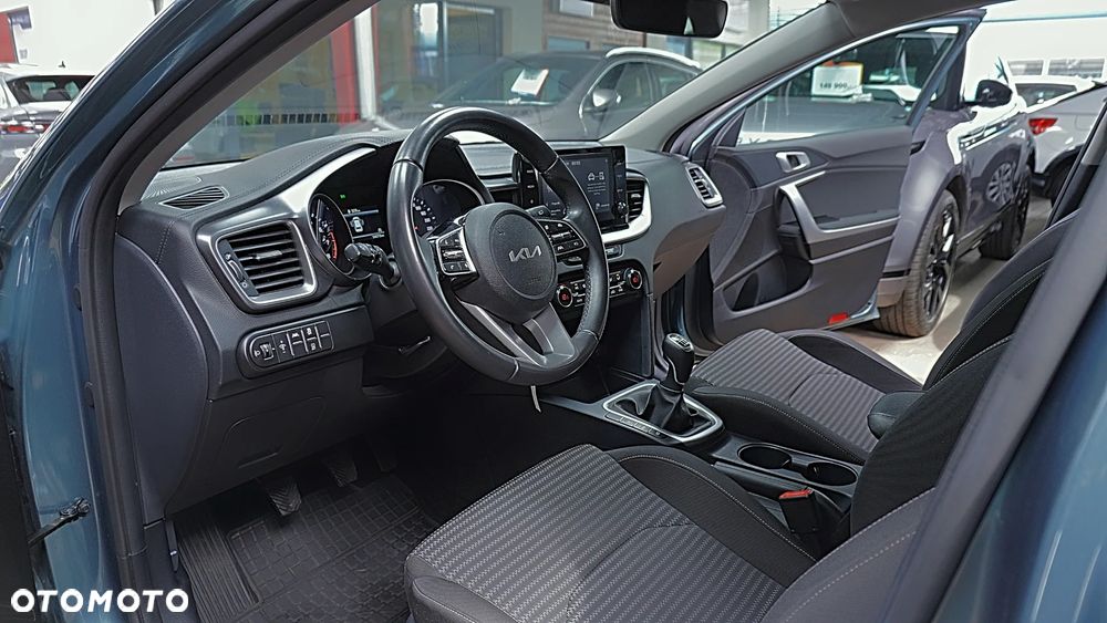 Kia Ceed 1.5 T-GDI M - 14