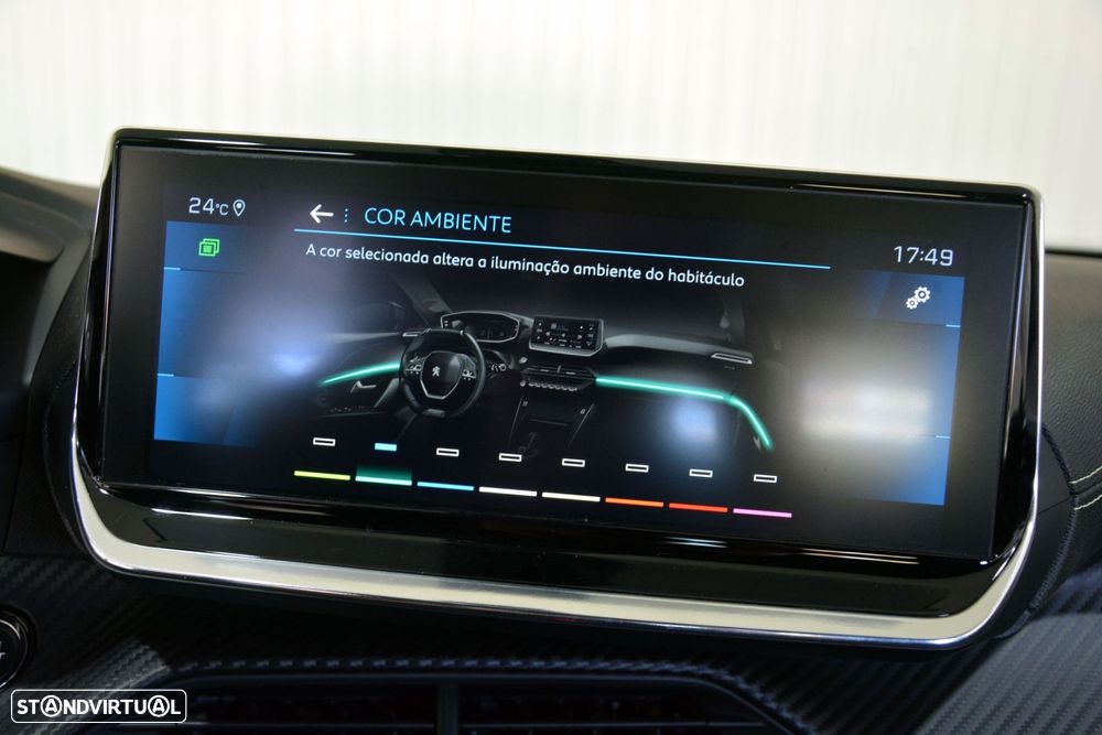 Peugeot 2008 1.2 PureTech GT Pack EAT8 - 17