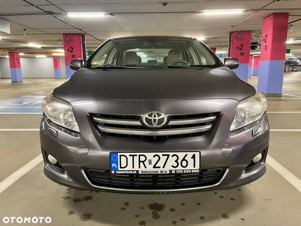 Toyota Corolla 1.6 VVT-i Luna - 2