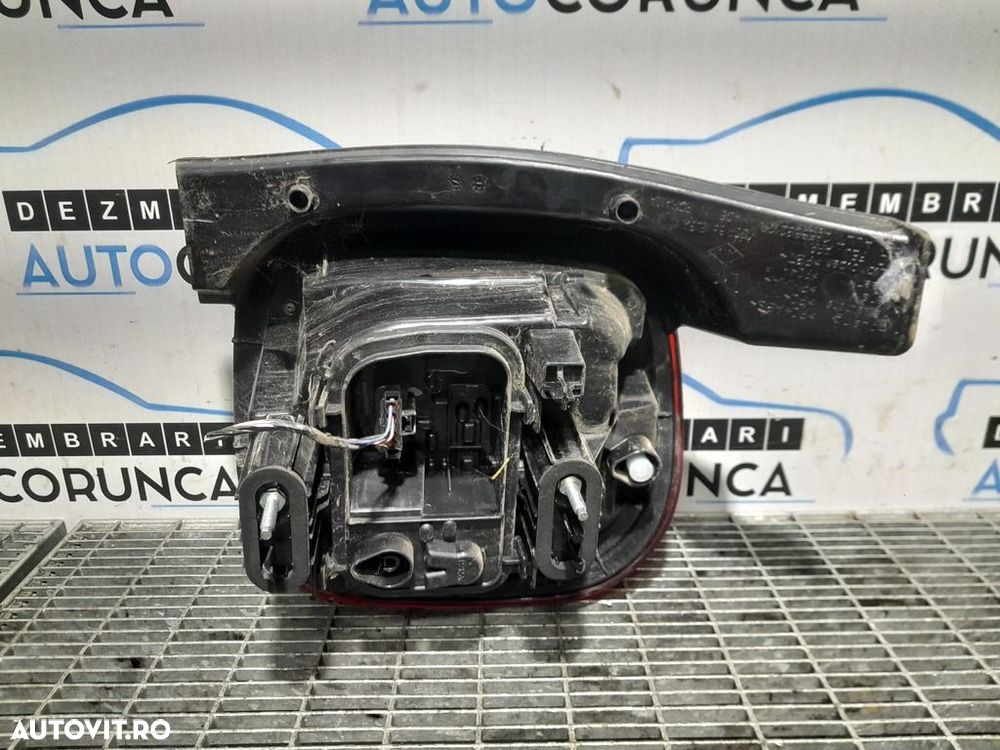 Stop Stanga Dacia Duster II 2018 - 2021 SUV 4 Usi (1113) Bec clasic - 2