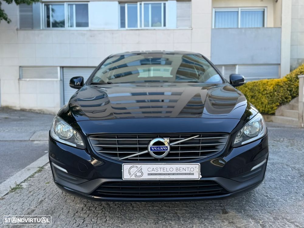 Volvo V60 D2 Momentum - 26