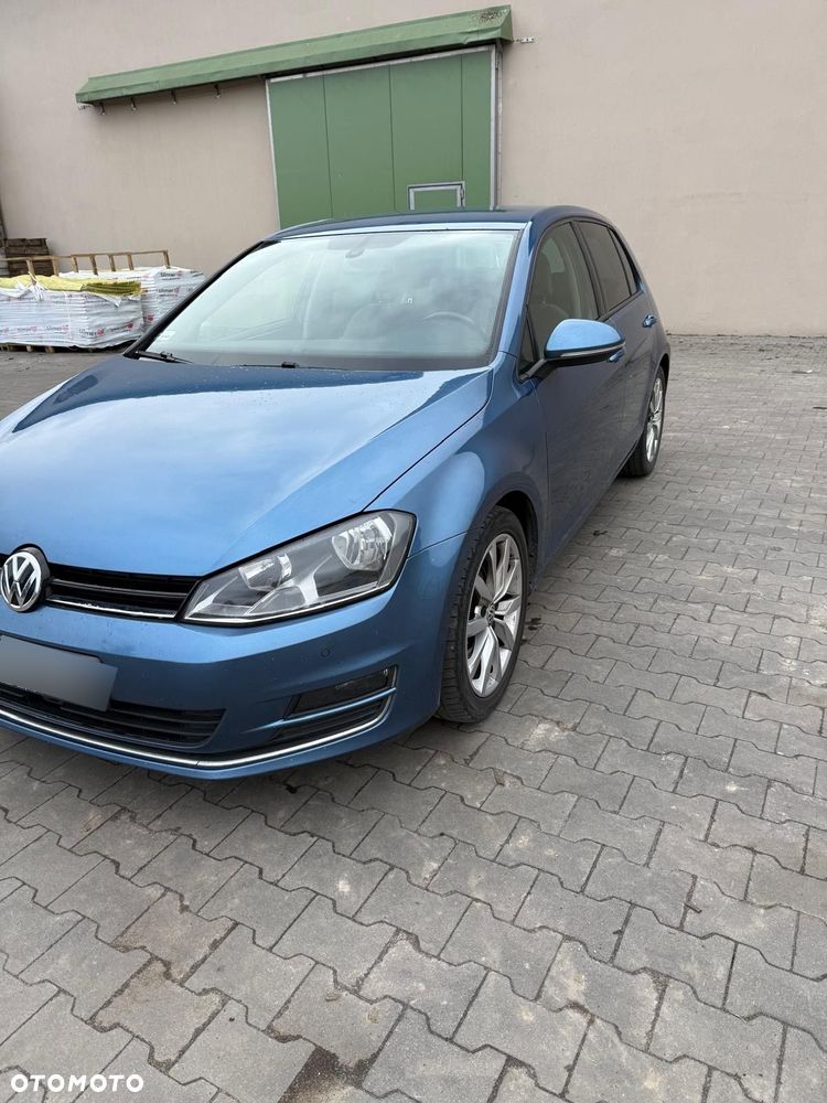 Volkswagen Golf - 2