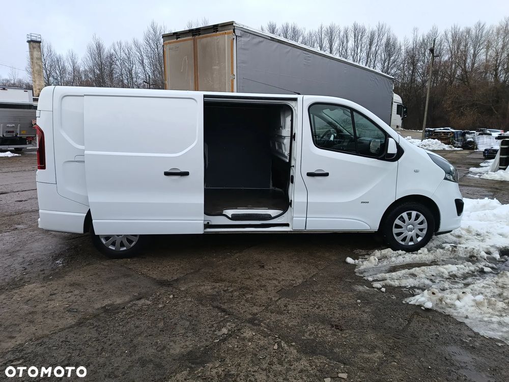 Opel Vivaro LONG L2H1 1.6 diesel 125kM 2018 rok SUPER STAN, WEBASTO, NIE WYMAGA WKŁADU FINANSOWEGO!!! - 21