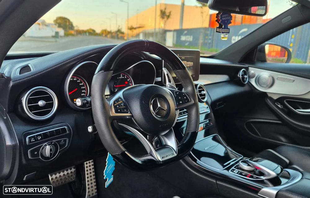 Mercedes-Benz C 63 AMG - 19