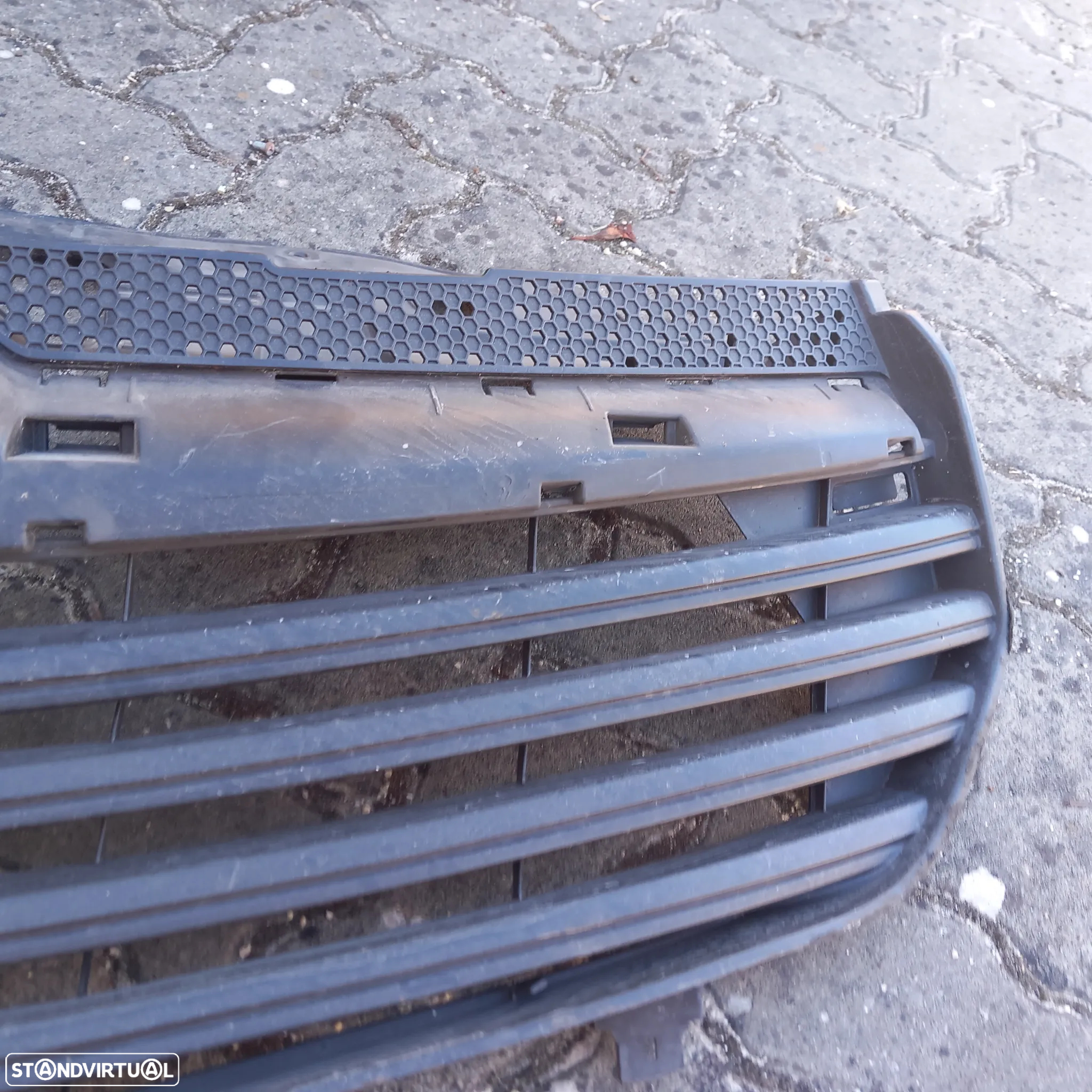 Grelha opel vivaro 623104066R - 4