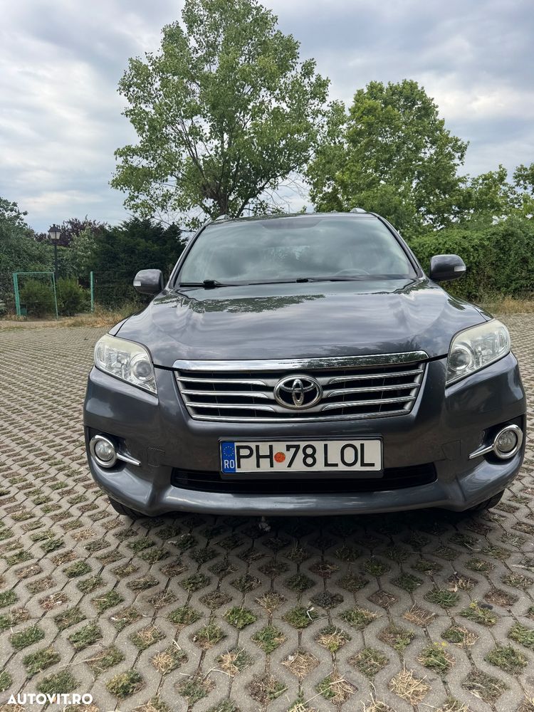 Toyota RAV4 2.2 D-CAT AWD Aut Luxury - 8