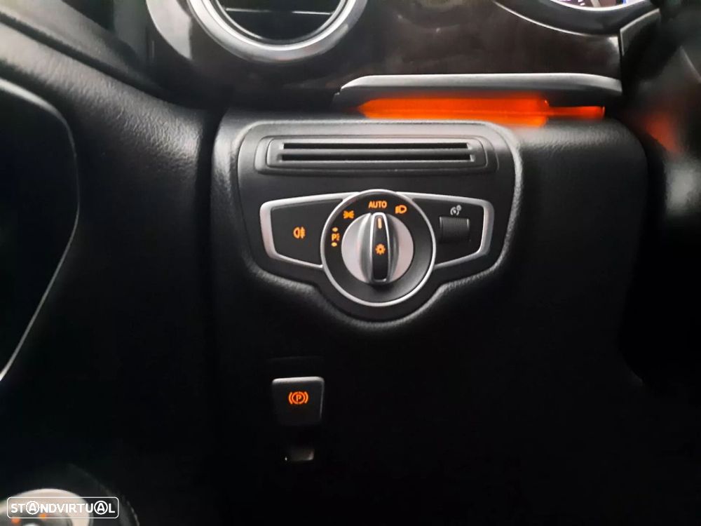 Mercedes-Benz V 220 - 7