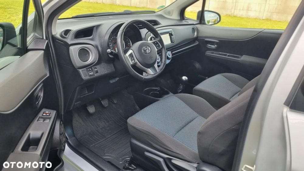 Toyota Yaris 1.0 VVT-i Style - 9