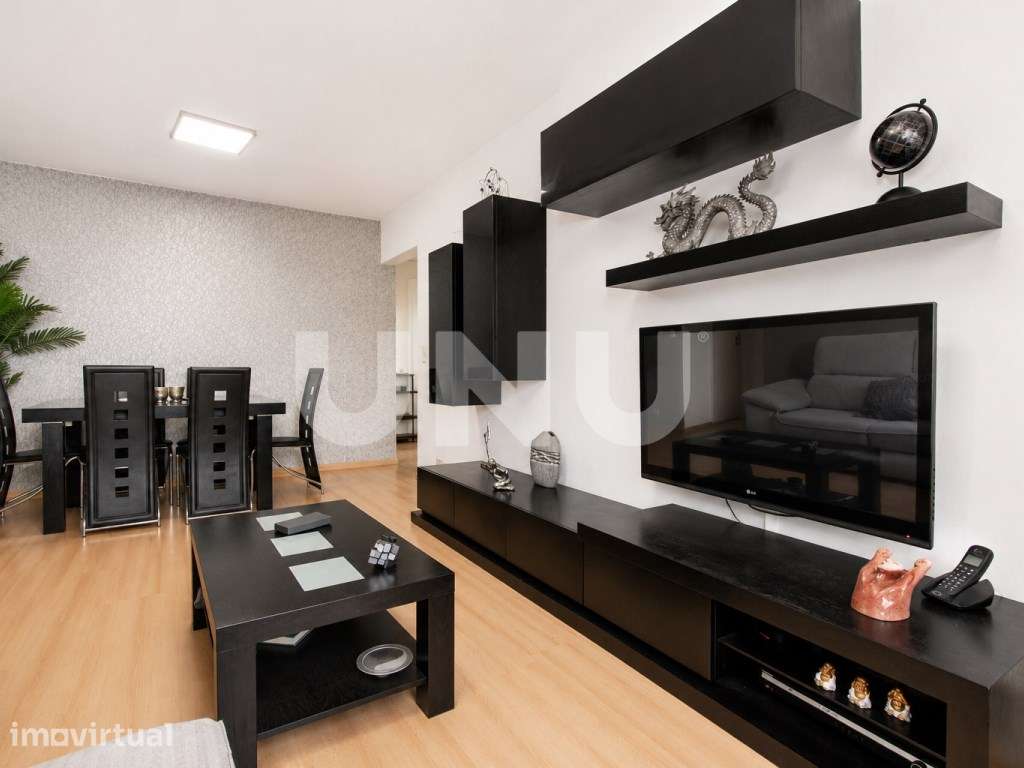 Apartamento T2 em Santo António dos Cavaleiros! - Grande imagem: 3/21