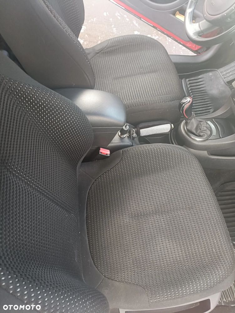 Citroën C4 VTi 120 VTR - 25