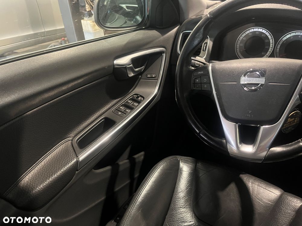 Volvo S60 2.5 T5 - 6