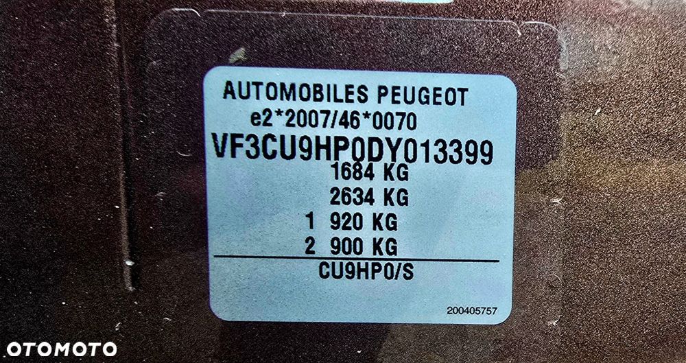 Peugeot 2008 1.6 e-HDi Allure S&S - 21
