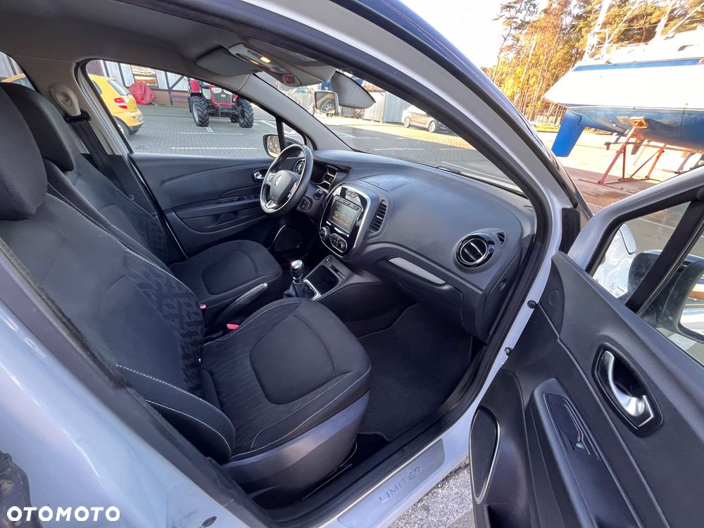 Renault Captur - 12