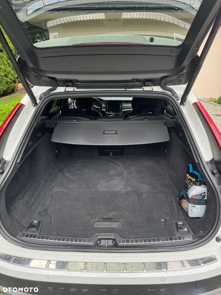 Volvo V90 Cross Country D5 AWD - 8
