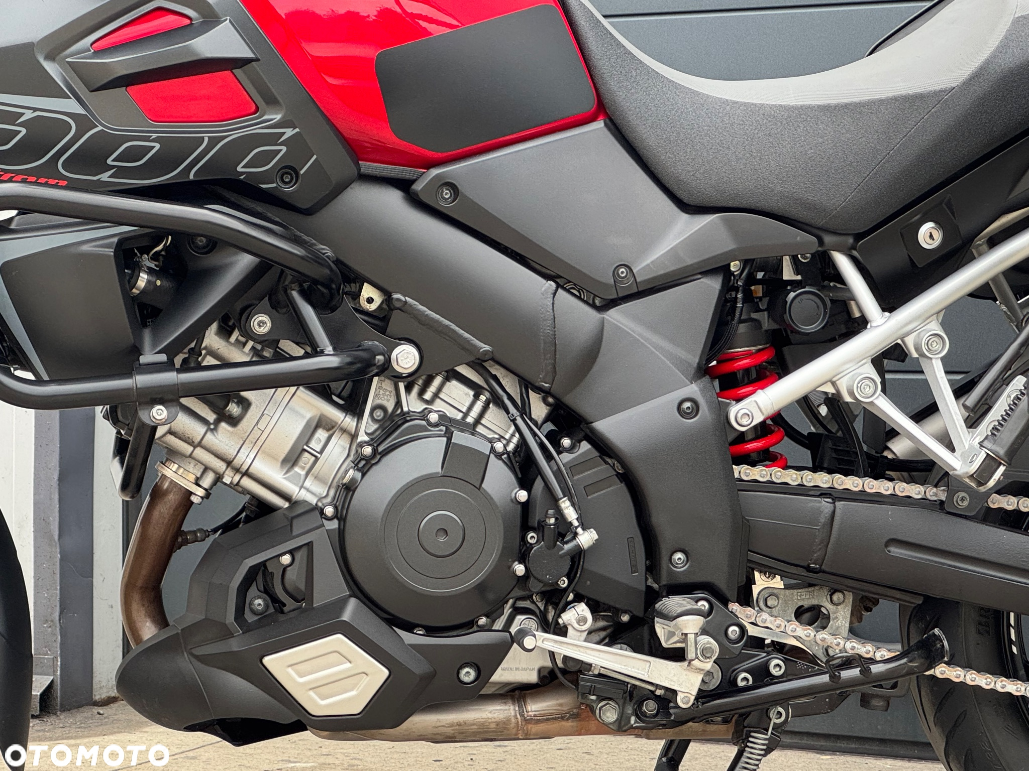 Suzuki V-STROM - 28