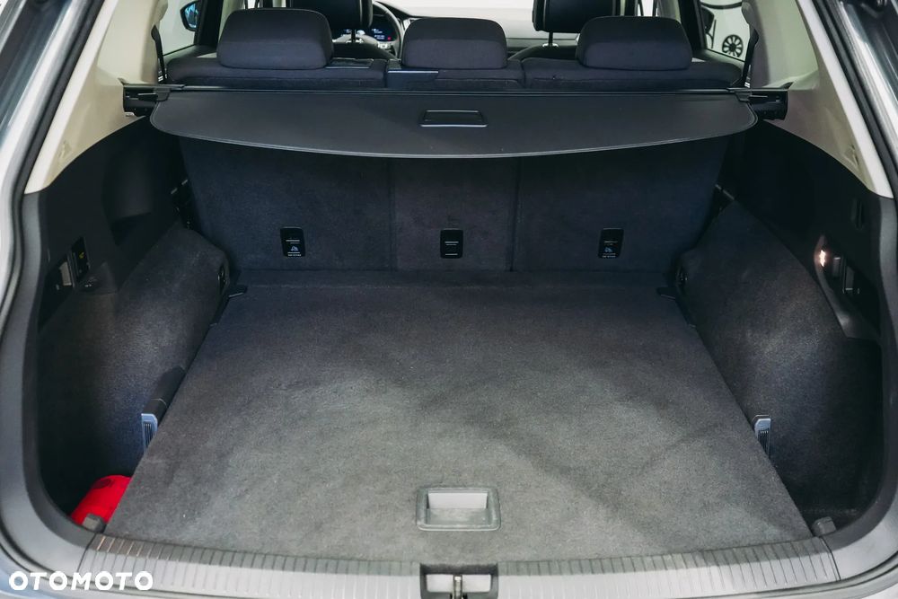 Volkswagen Tiguan Allspace 2.0 TDI 4Mot SCR Highline DSG - 35