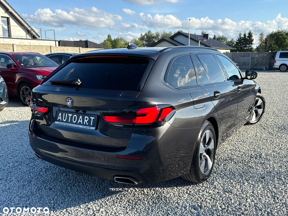 BMW Seria 5 520d Luxury Line - 16