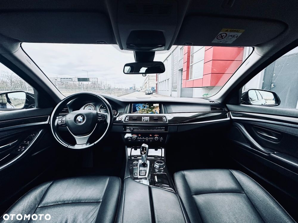 BMW Seria 5 520d Luxury Line - 13