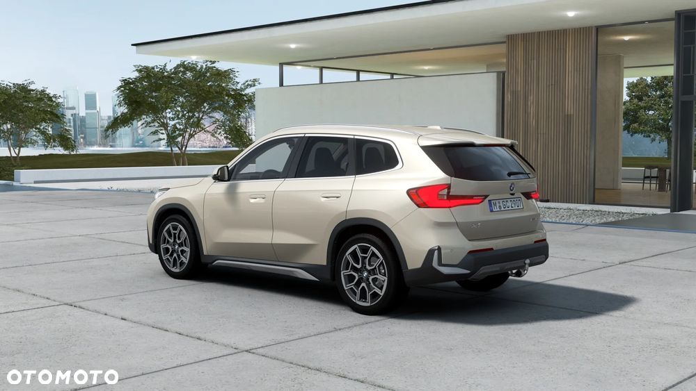 BMW X1 sDrive20i xLine - 2