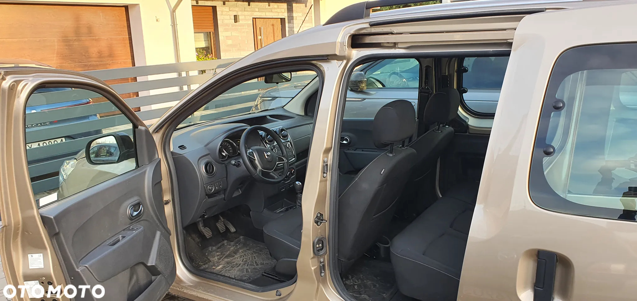 Dacia Dokker 1.5 Blue dCi Laureate - 10