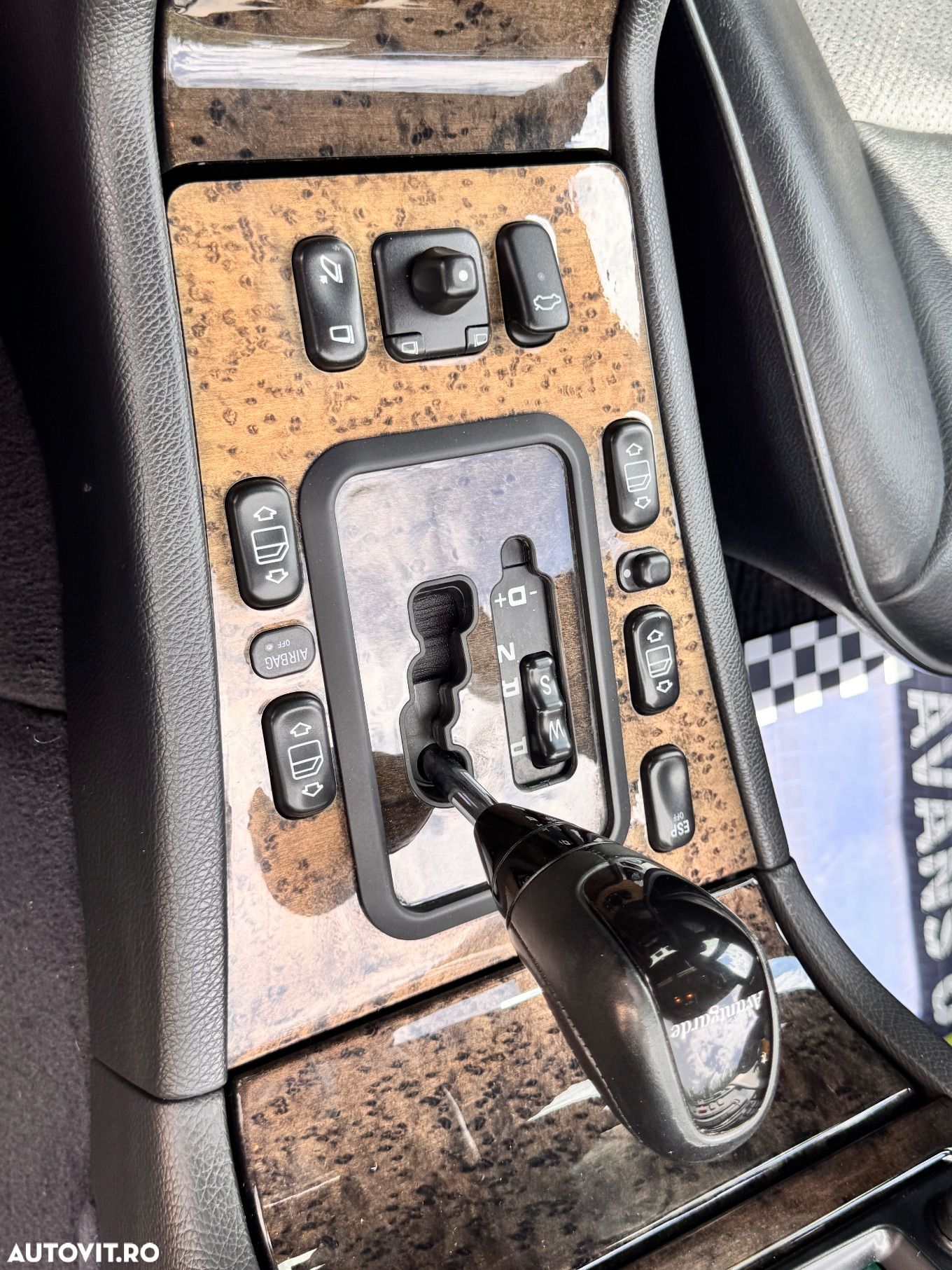 Mercedes-Benz E 430 4-Matic Aut Avantgarde - 29
