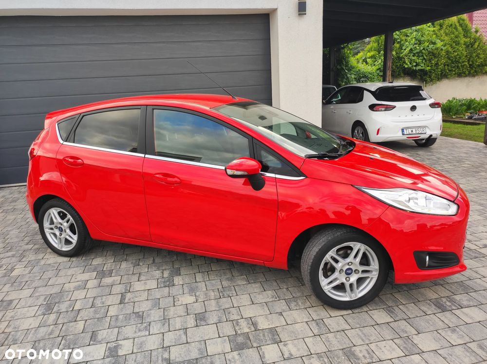 Ford Fiesta - 22