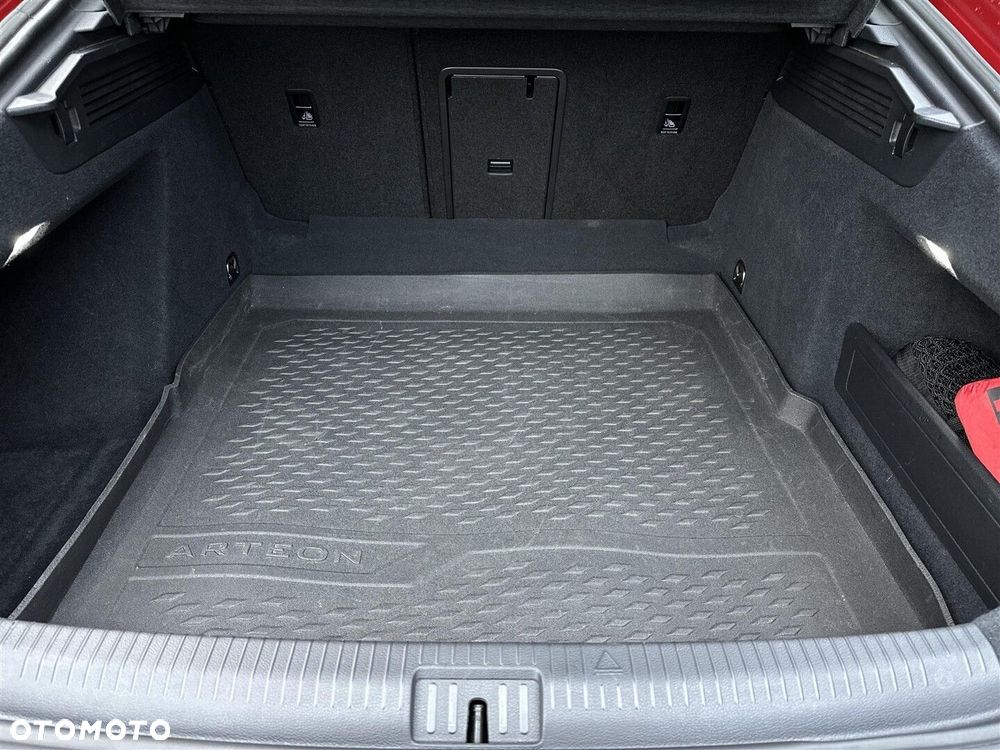 Volkswagen Arteon 2.0 TSI R-Line DSG - 9