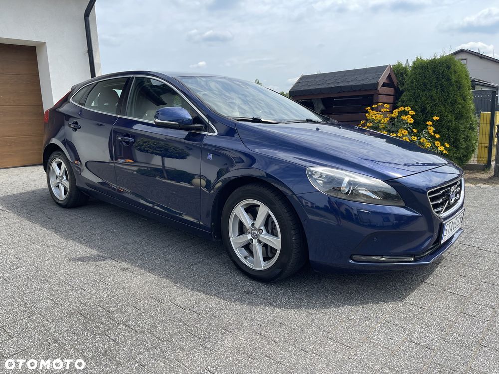 Volvo V40 D4 Drive-E Ocean Race - 4