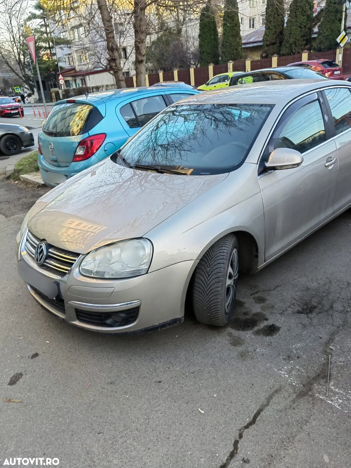 Volkswagen Jetta 1.9 TDI Comfortline - 3