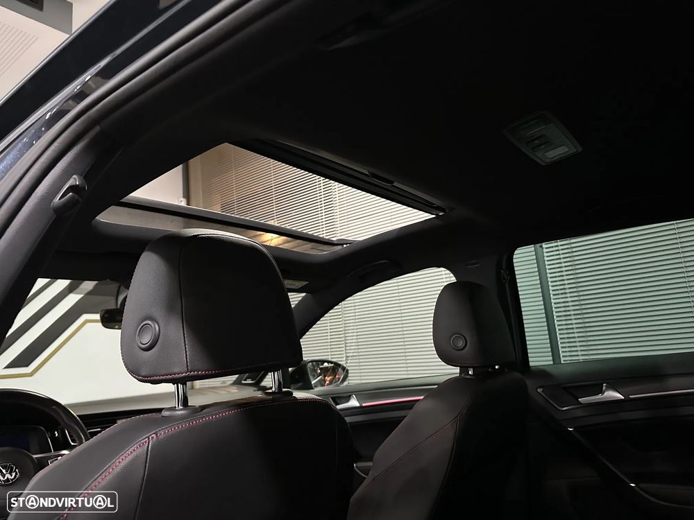 VW Golf GTI (BlueMotion ) DSG Performance - 31