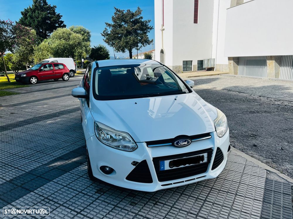 Ford Focus 1.0 SCTi Titanium - 6