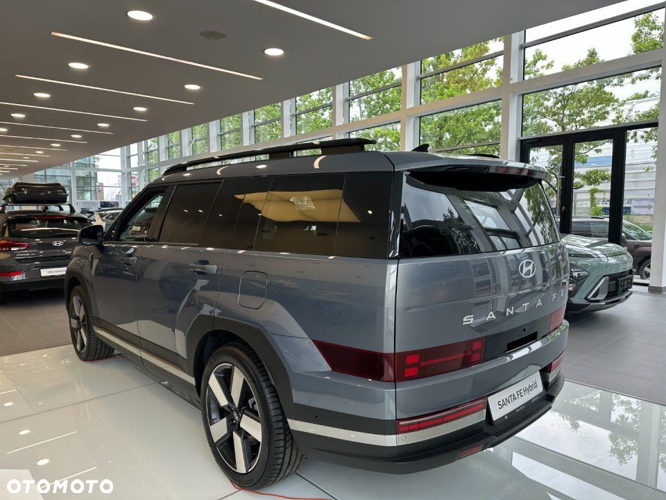 Hyundai Santa Fe - 5