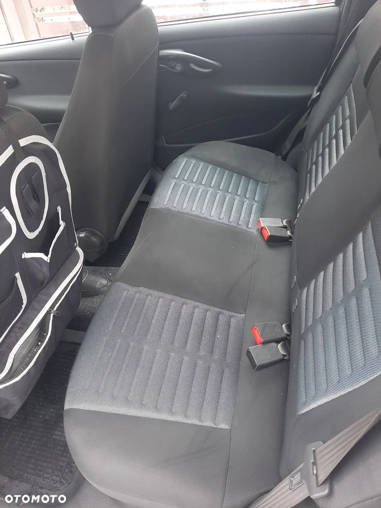 Fiat Punto - 5