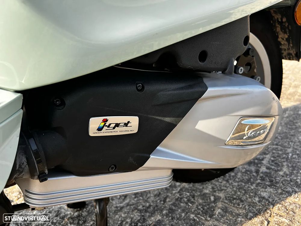 Piaggio Vespa Primavera - 18