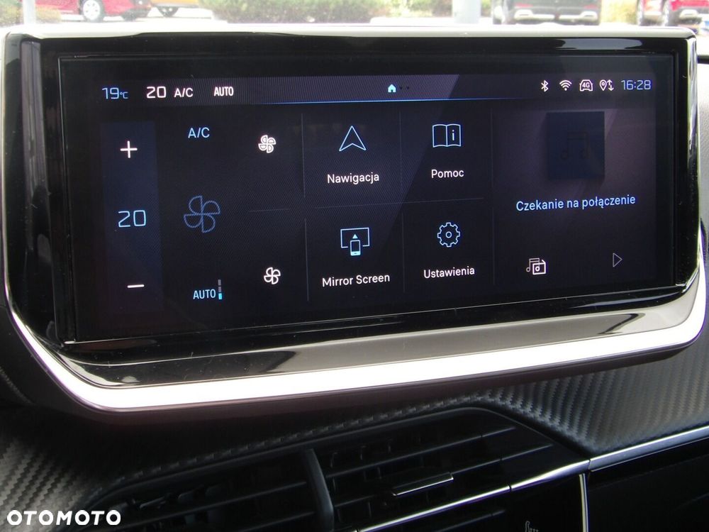 Peugeot 2008 1.2 PureTech Allure S&S EAT8 - 29