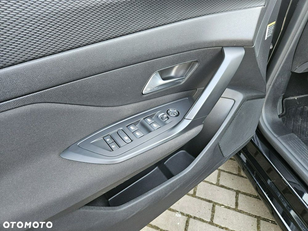 Peugeot 308 BlueHDi FAP 130 EAT8 Stop & Start Active Pack - 22