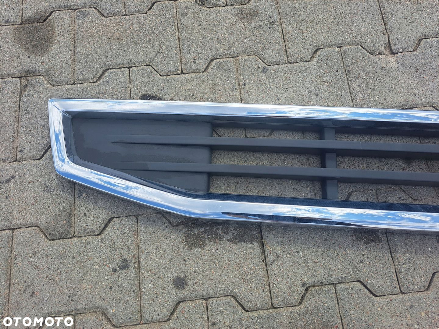 ATRAPA STOPIEŃ ŁAWKA KRATKA GÓRNA VOLVO FH 4 - 2