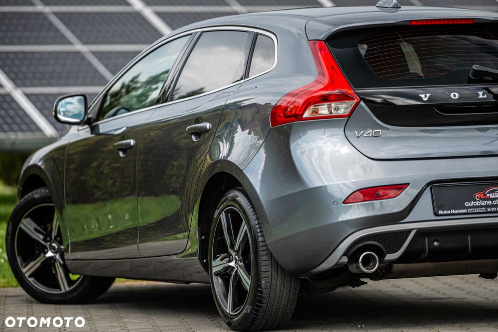 Volvo V40 D2 RDesign - 16