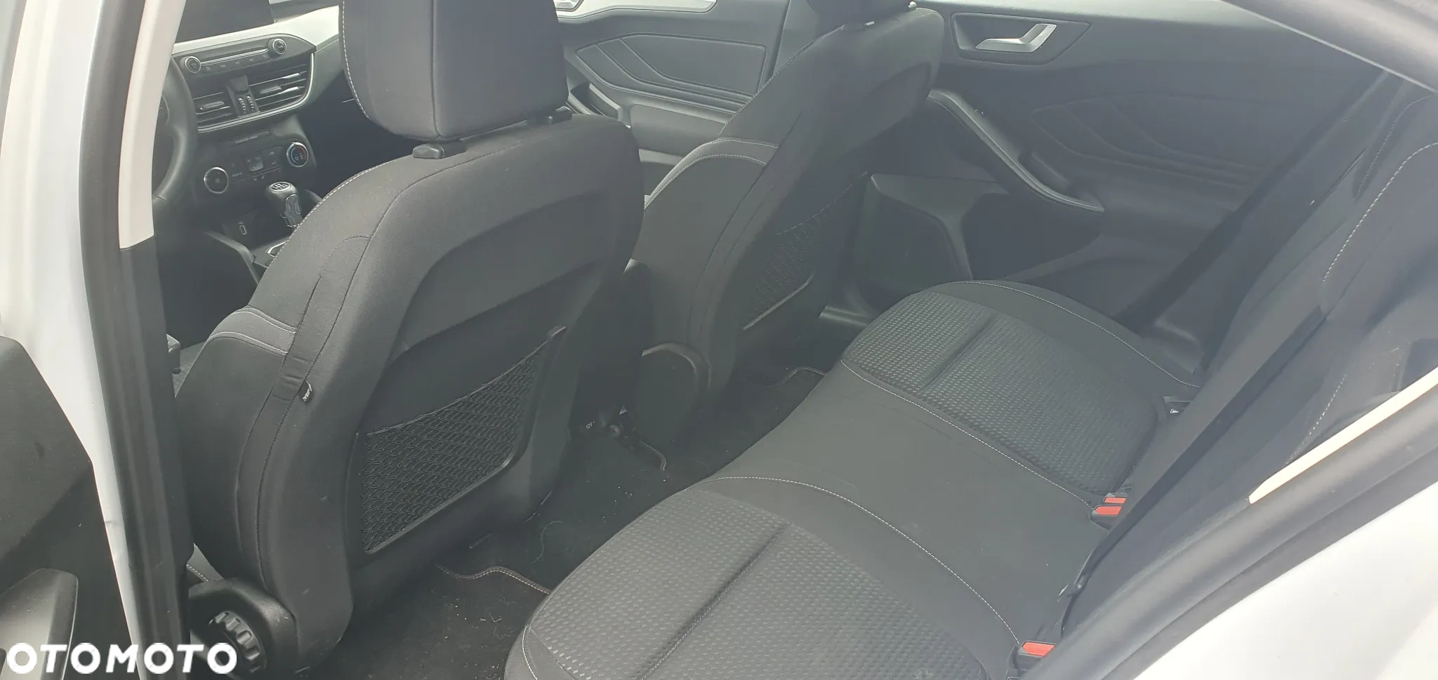 Ford Focus 1.0 EcoBoost Start-Stopp-System COOL&CONNECT - 12