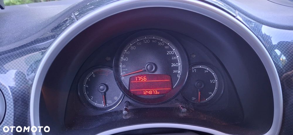 Volkswagen Beetle - 11