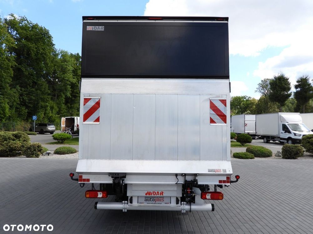 Iveco DAILY 35S18 KONTENER WINDA 8 PALET WEBASTO TEMPOMAT NAWIGACJA LEDY PNEUMATYKA KLIMATYZACJA  180KM - 11